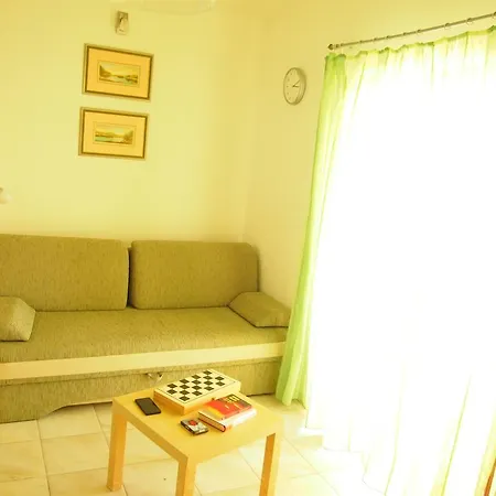 Bunari * Tribunj (Sibenik-Knin)
