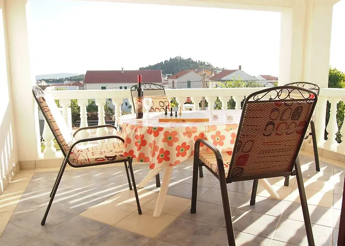 アパート Bunari *